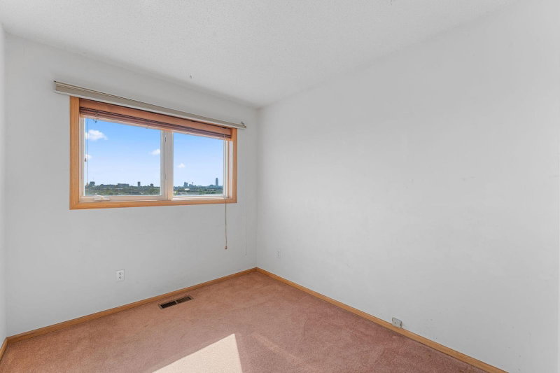 1802 McKinley Street NE - Photo 17
