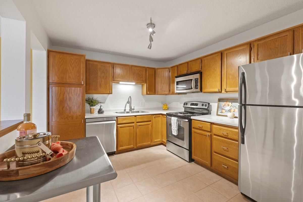6085 Rowland Road #312