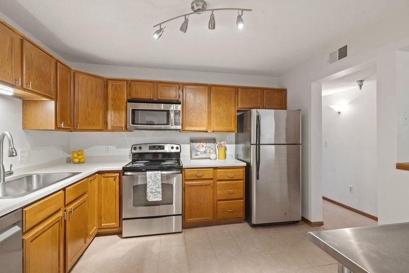 6085 Rowland Road #312 - Photo 5