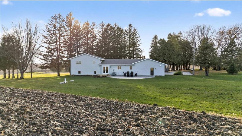 15158 241st Avenue - Photo 5