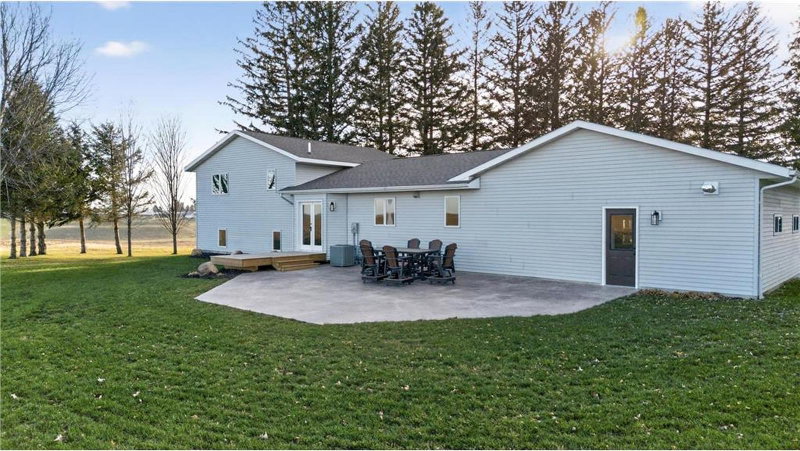 15158 241st Avenue - Photo 6