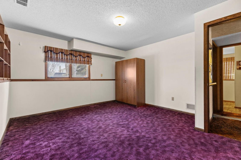 7708 82nd Avenue N - Photo 44