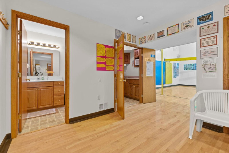 7708 82nd Avenue N - Photo 48