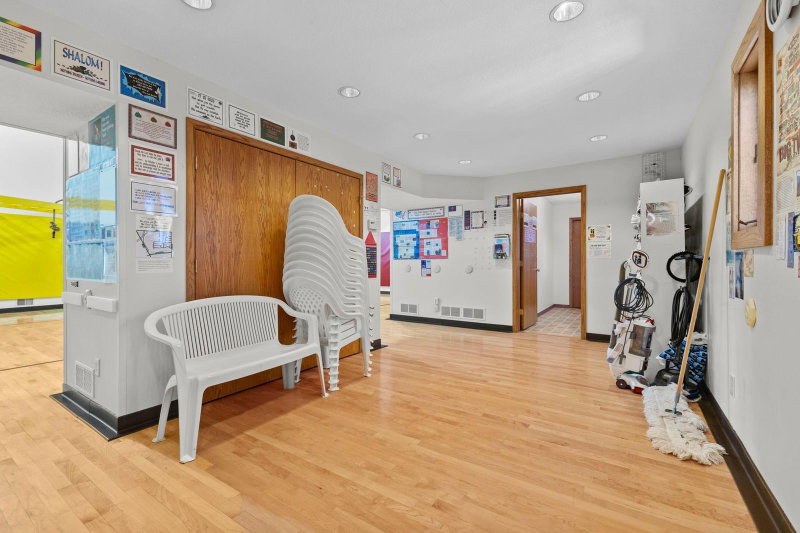 7708 82nd Avenue N - Photo 55