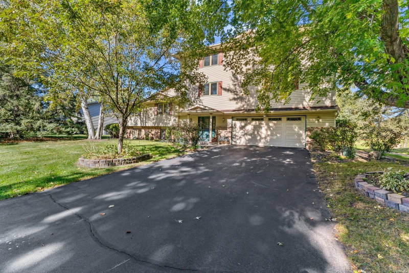 7708 82nd Avenue N - Photo 64