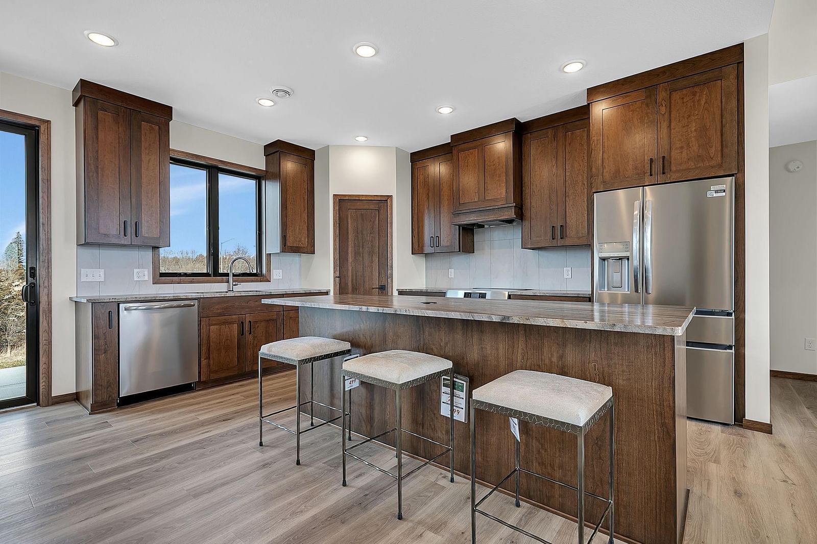 3401 Wildflower Road S
