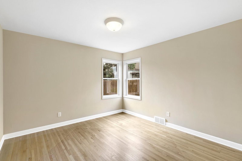 3821 W Broadway Avenue - Photo 13