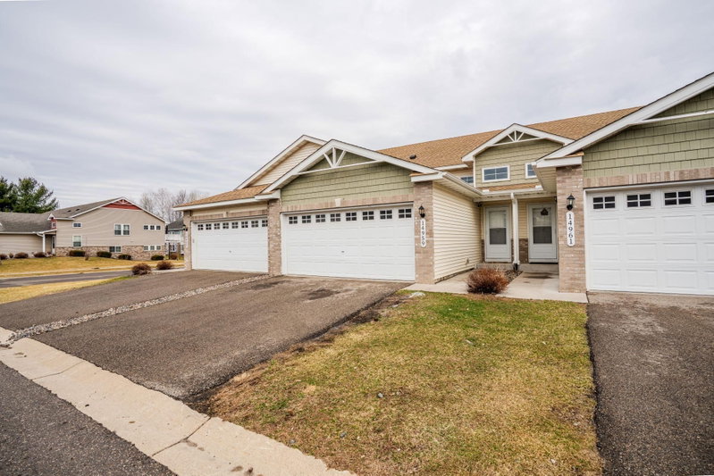 14959 Generation Avenue N - Photo 2