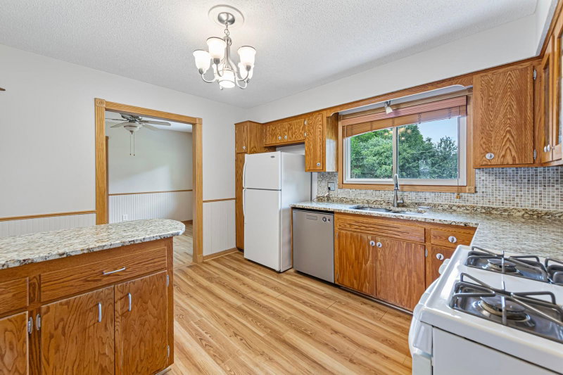 2033 Bluestone Lane - Photo 16