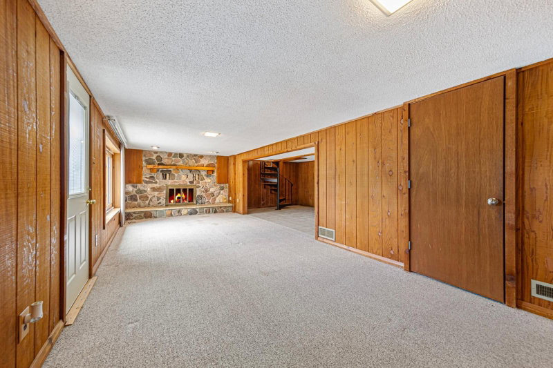 2033 Bluestone Lane - Photo 34