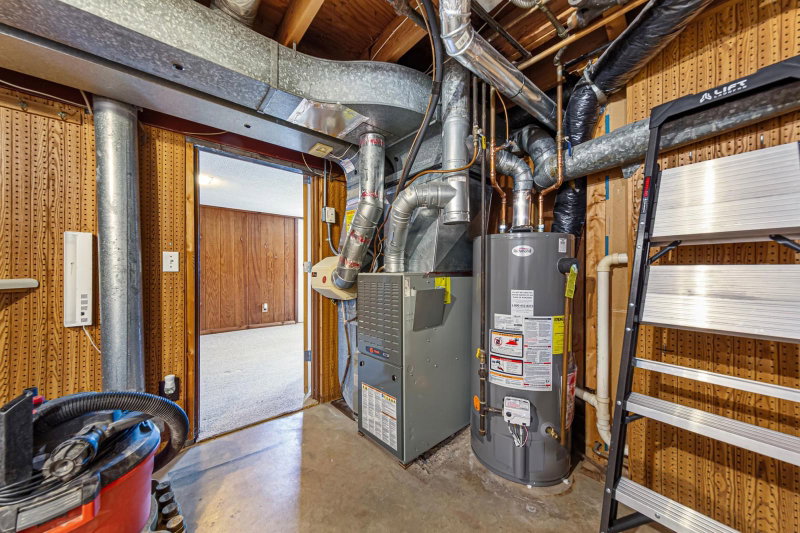 2033 Bluestone Lane - Photo 39