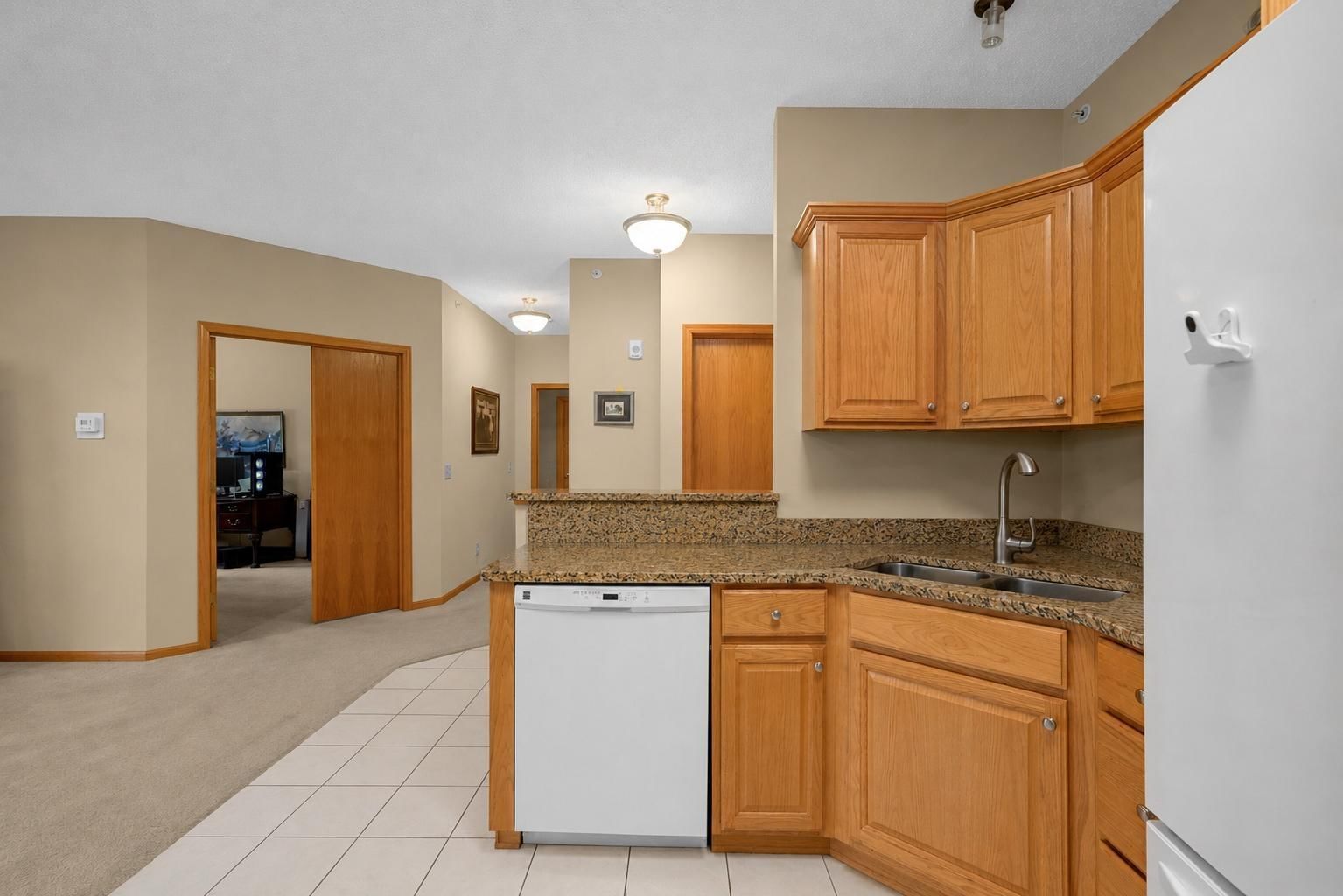 5985 Rowland Road #302