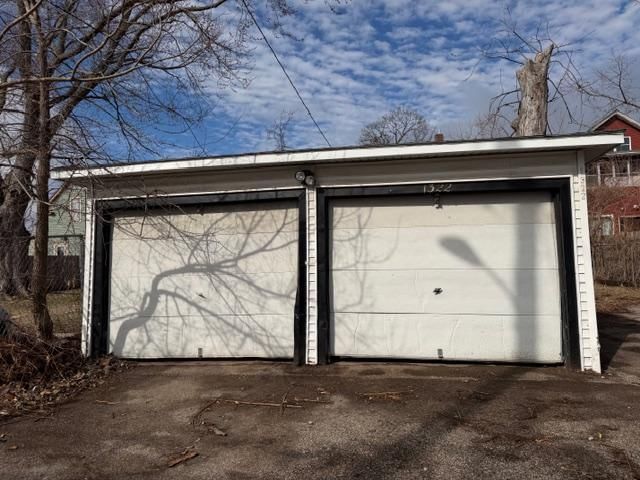 1322 Fremont Avenue N - Photo 17