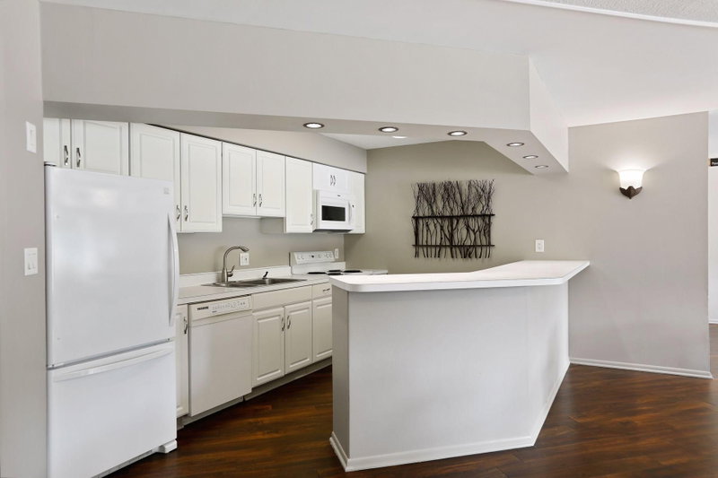 10531 Cedar Lake Road #212 - Photo 21