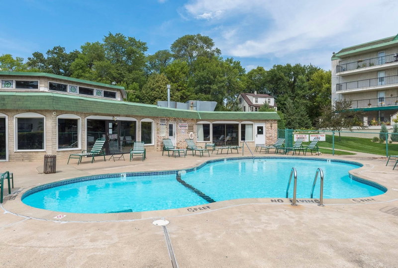 10531 Cedar Lake Road #212 - Photo 26
