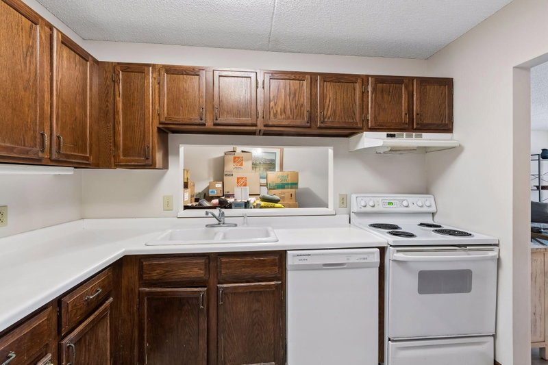 10531 Cedar Lake Road #212 - Photo 6