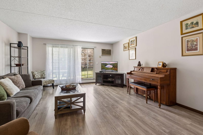 10531 Cedar Lake Road #212 - Photo 10