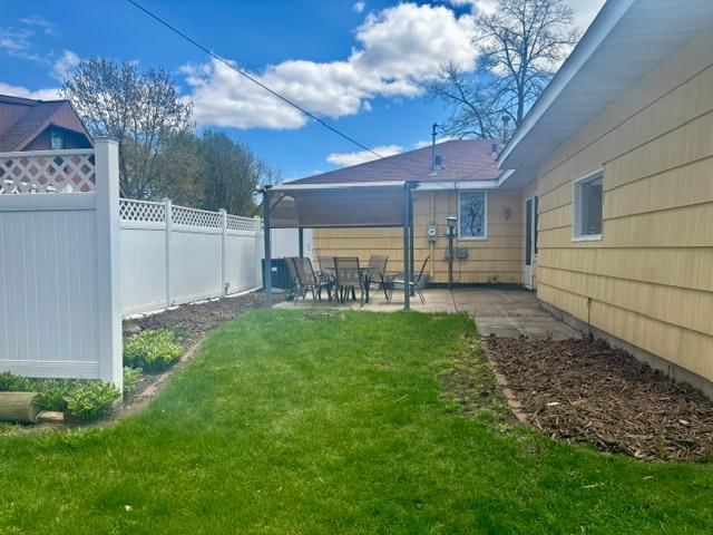 7244 Clinton Avenue - Photo 24