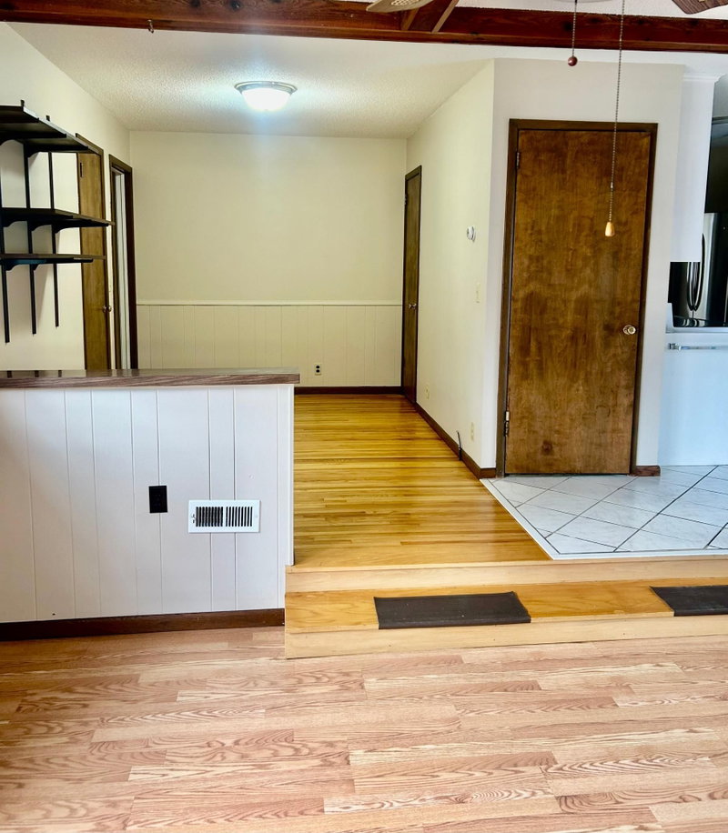 7244 Clinton Avenue - Photo 9