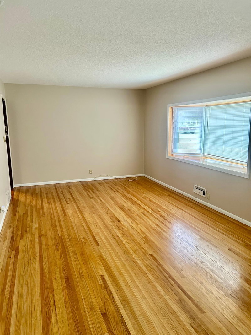 7244 Clinton Avenue - Photo 10