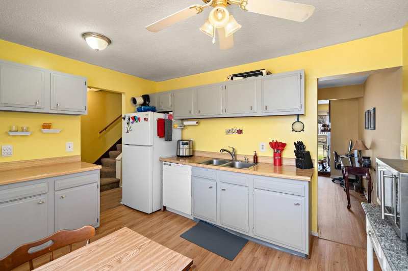 418 Dorland Place - Photo 9