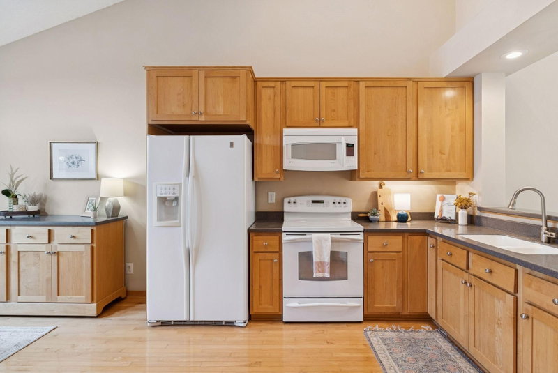 4185 Yuma Lane N - Photo 10