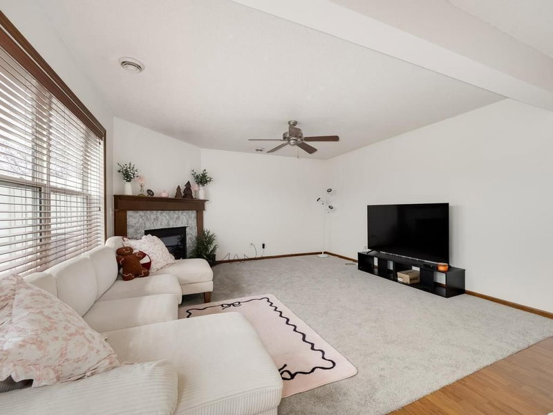 15661 60th Avenue N - Photo 10