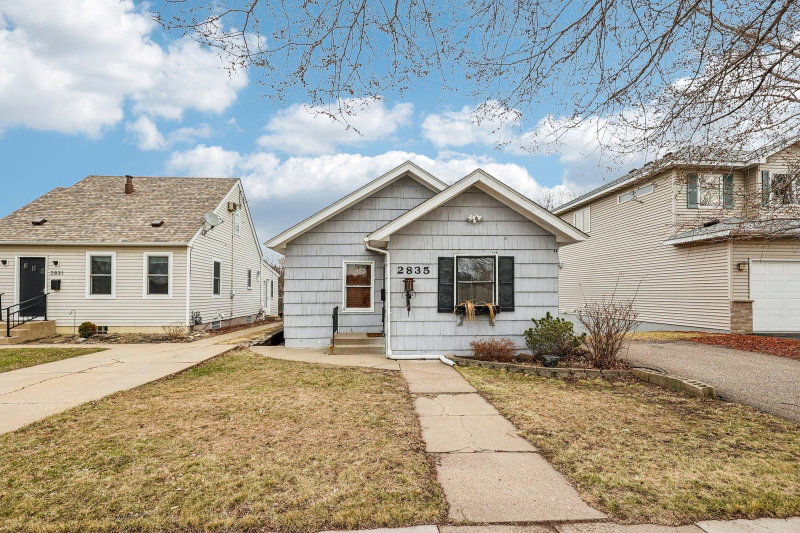 2835 Toledo Avenue S - Photo 2