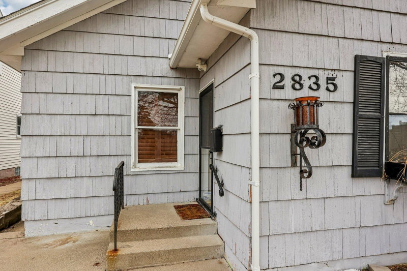 2835 Toledo Avenue S - Photo 3