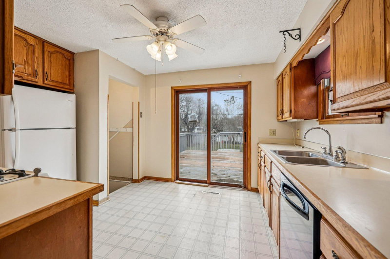2835 Toledo Avenue S - Photo 8