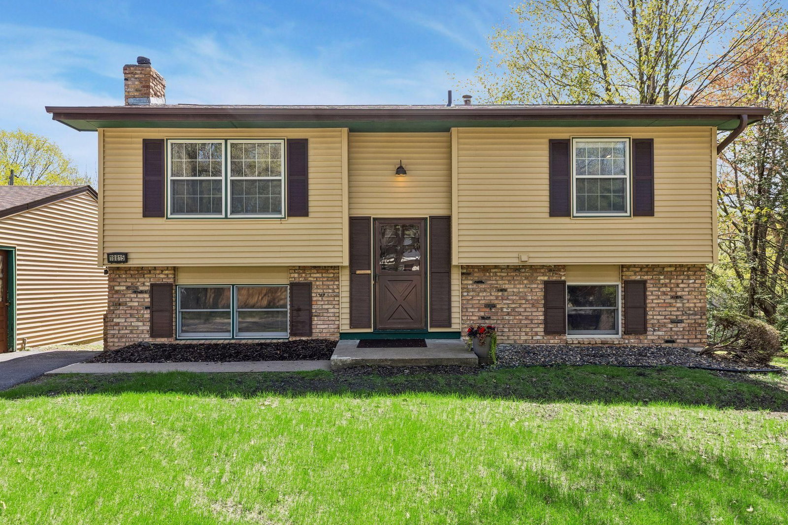 18815 South Lane