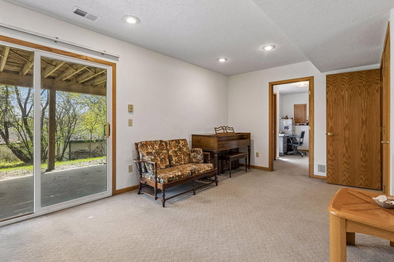 18815 South Lane - Photo 22