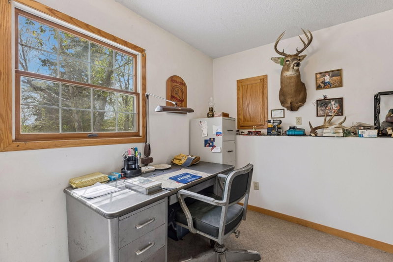 18815 South Lane - Photo 23