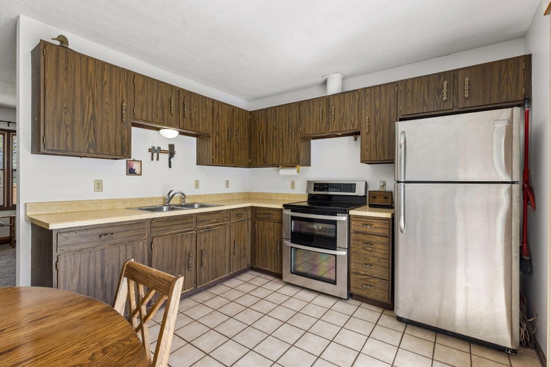 18815 South Lane - Photo 9