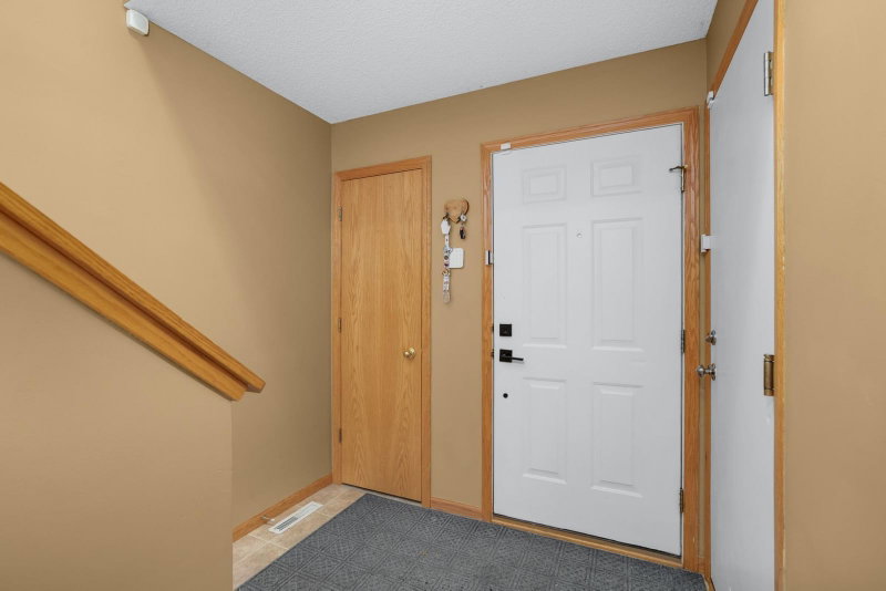 20082 Cabrilla Way - Photo 4