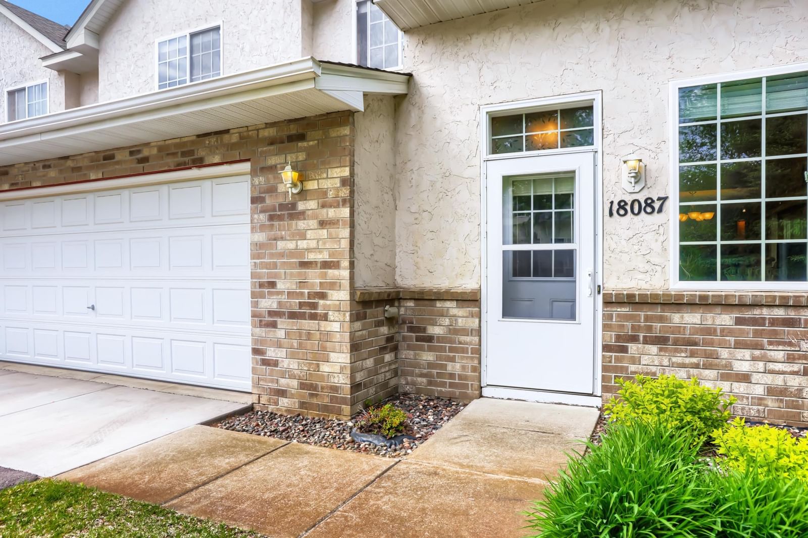 18087 Vance Circle NW
