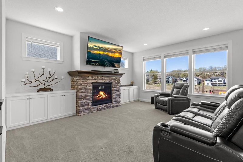 16860 Valley Road - Photo 11