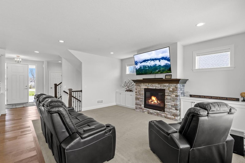 16860 Valley Road - Photo 12