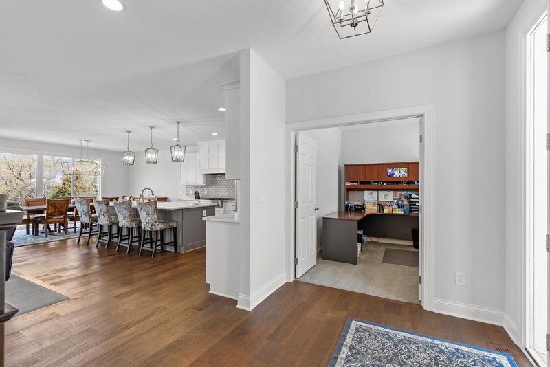 16860 Valley Road - Photo 17