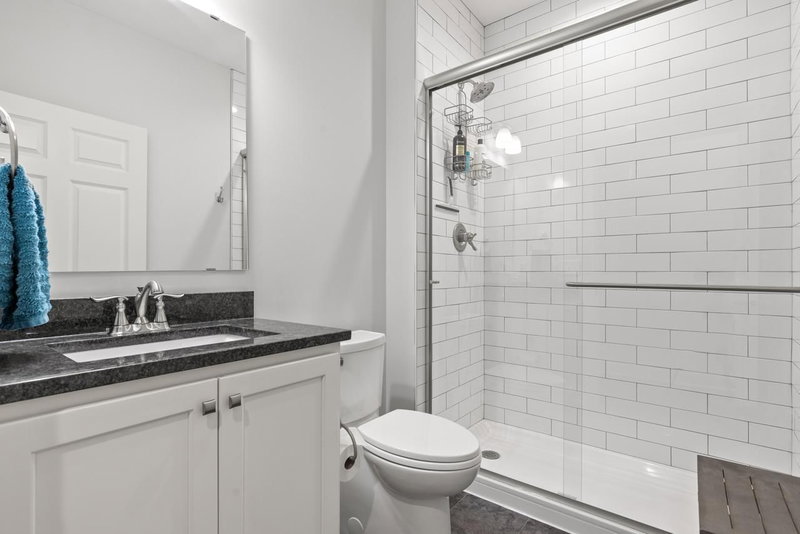 16860 Valley Road - Photo 27