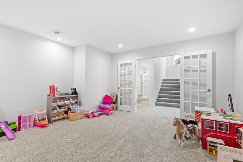 16860 Valley Road - Photo 48