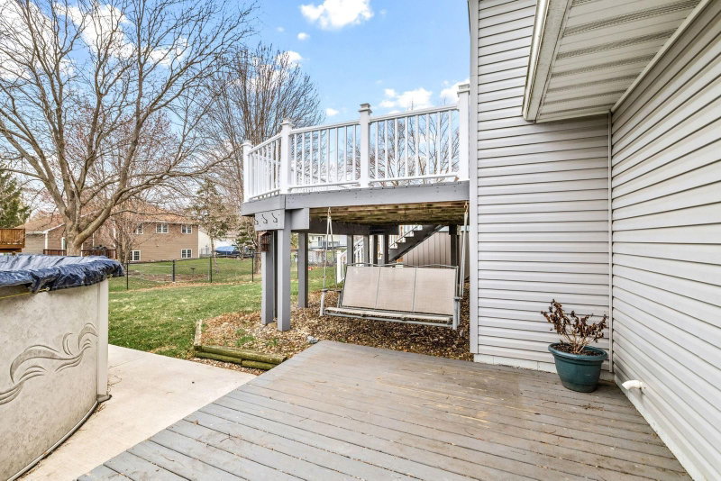 9623 Hamlet Avenue S - Photo 32