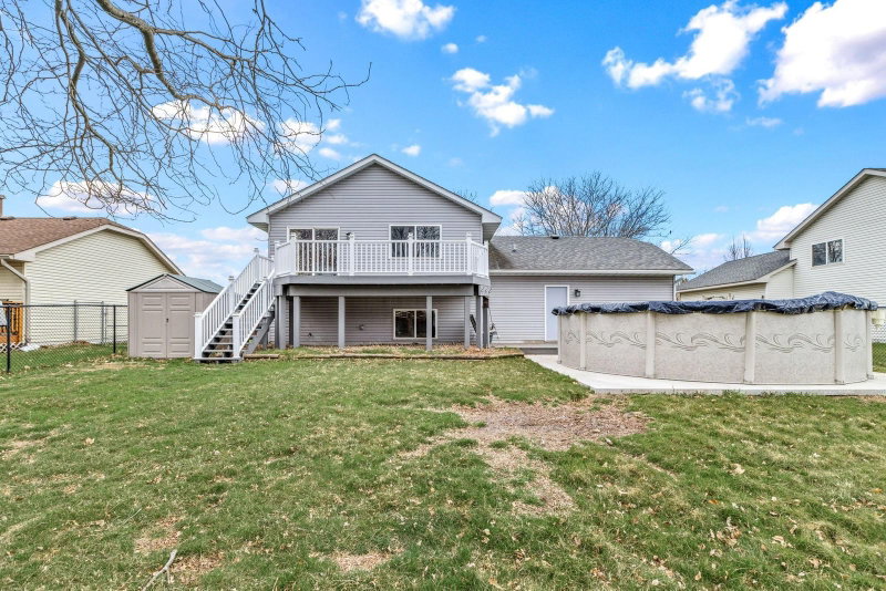 9623 Hamlet Avenue S - Photo 35