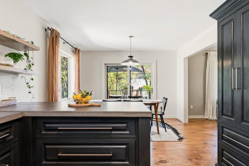 719 Eastridge Drive - Photo 18