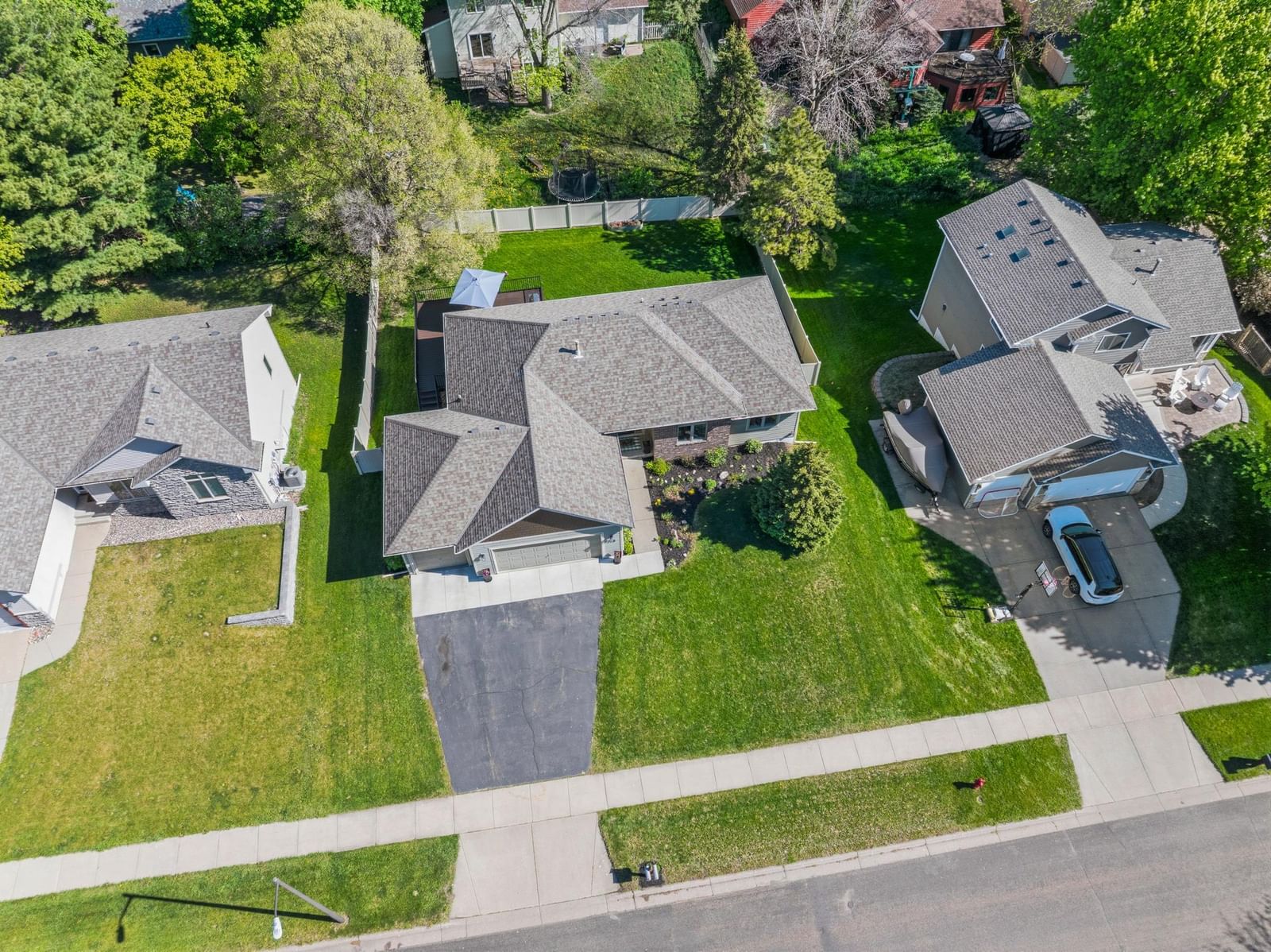 719 Eastridge Drive