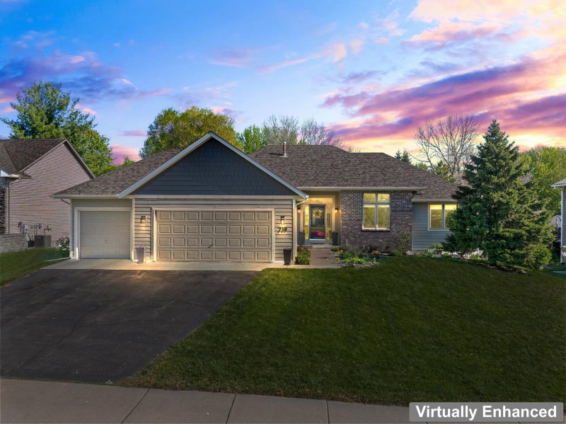 719 Eastridge Drive - Photo 4