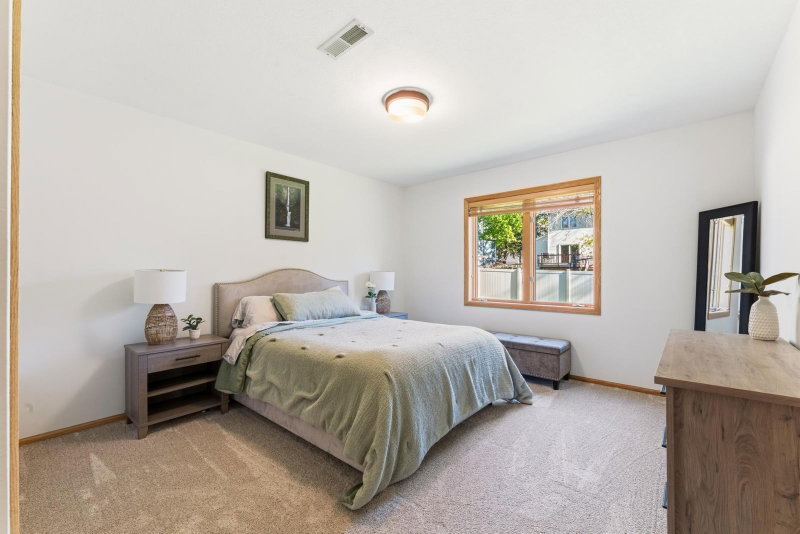 719 Eastridge Drive - Photo 36
