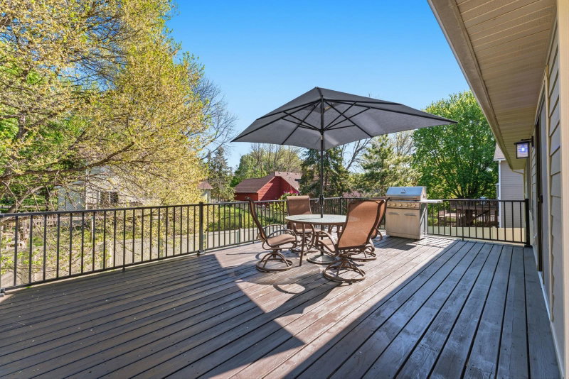 719 Eastridge Drive - Photo 43