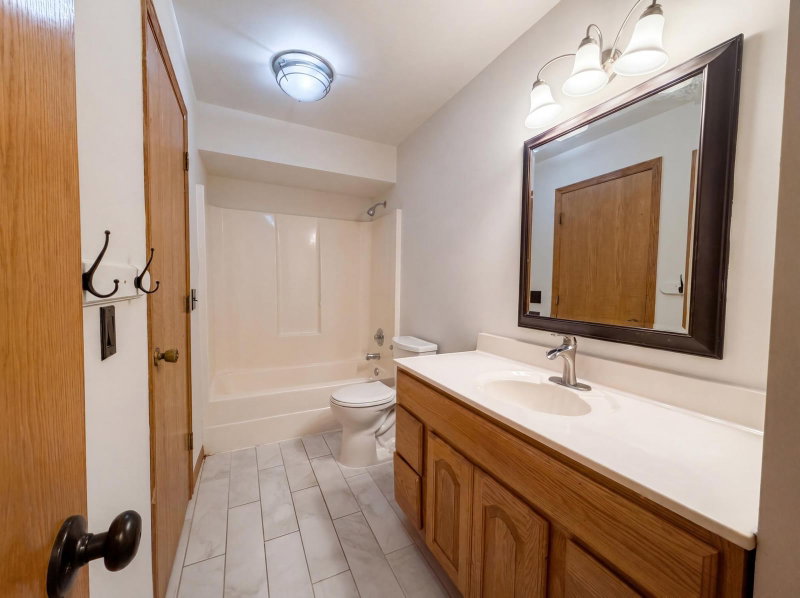 6475 Grandview Drive - Photo 11