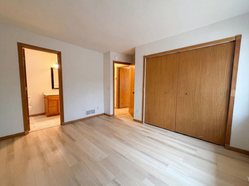 6475 Grandview Drive - Photo 12